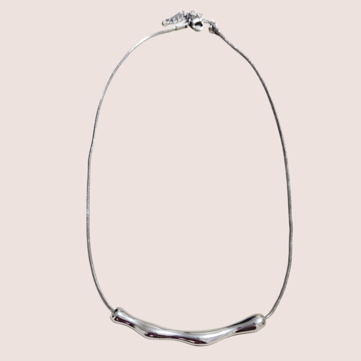 Collana Liquid Metal